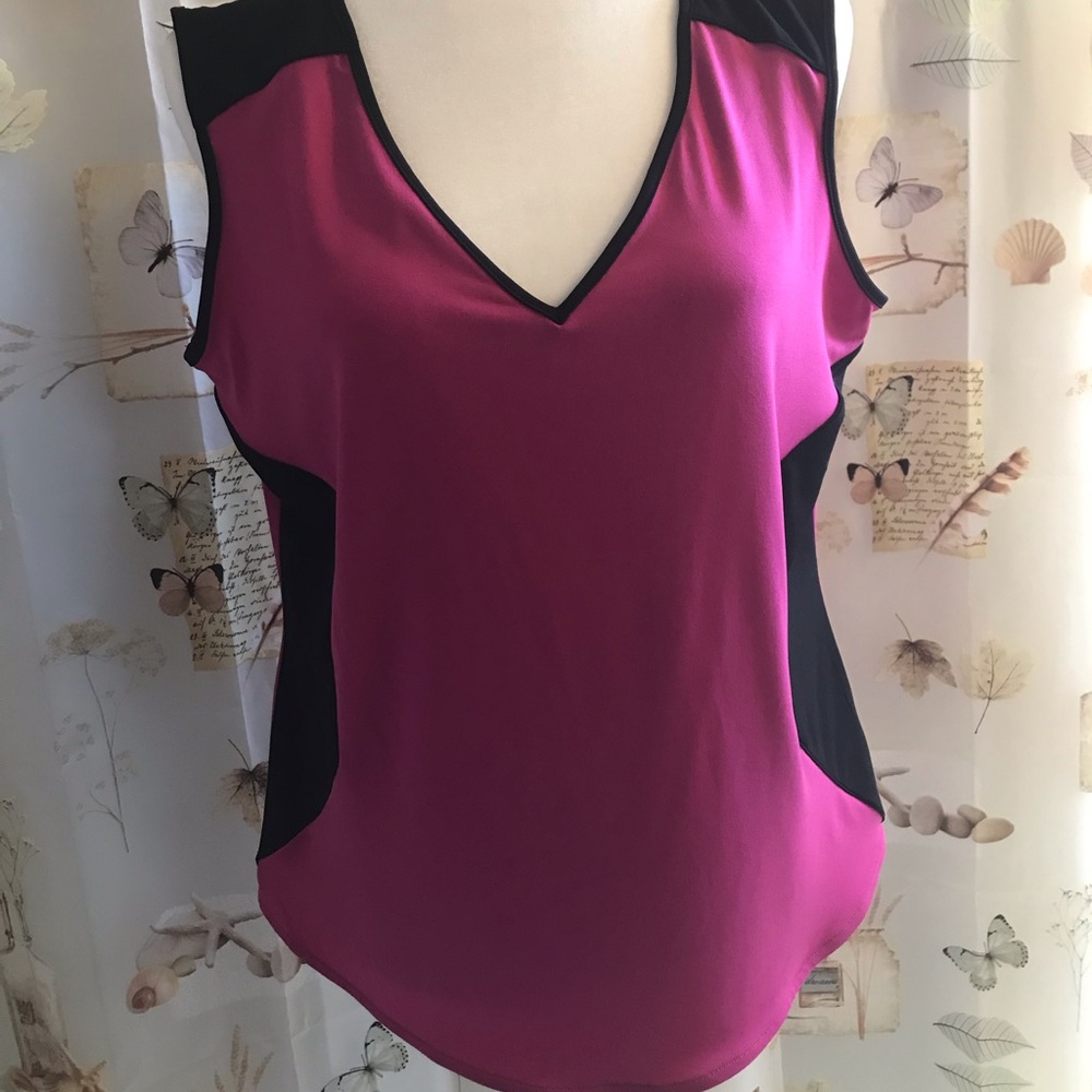 Fuchsia and Black color block sleeveless blouse